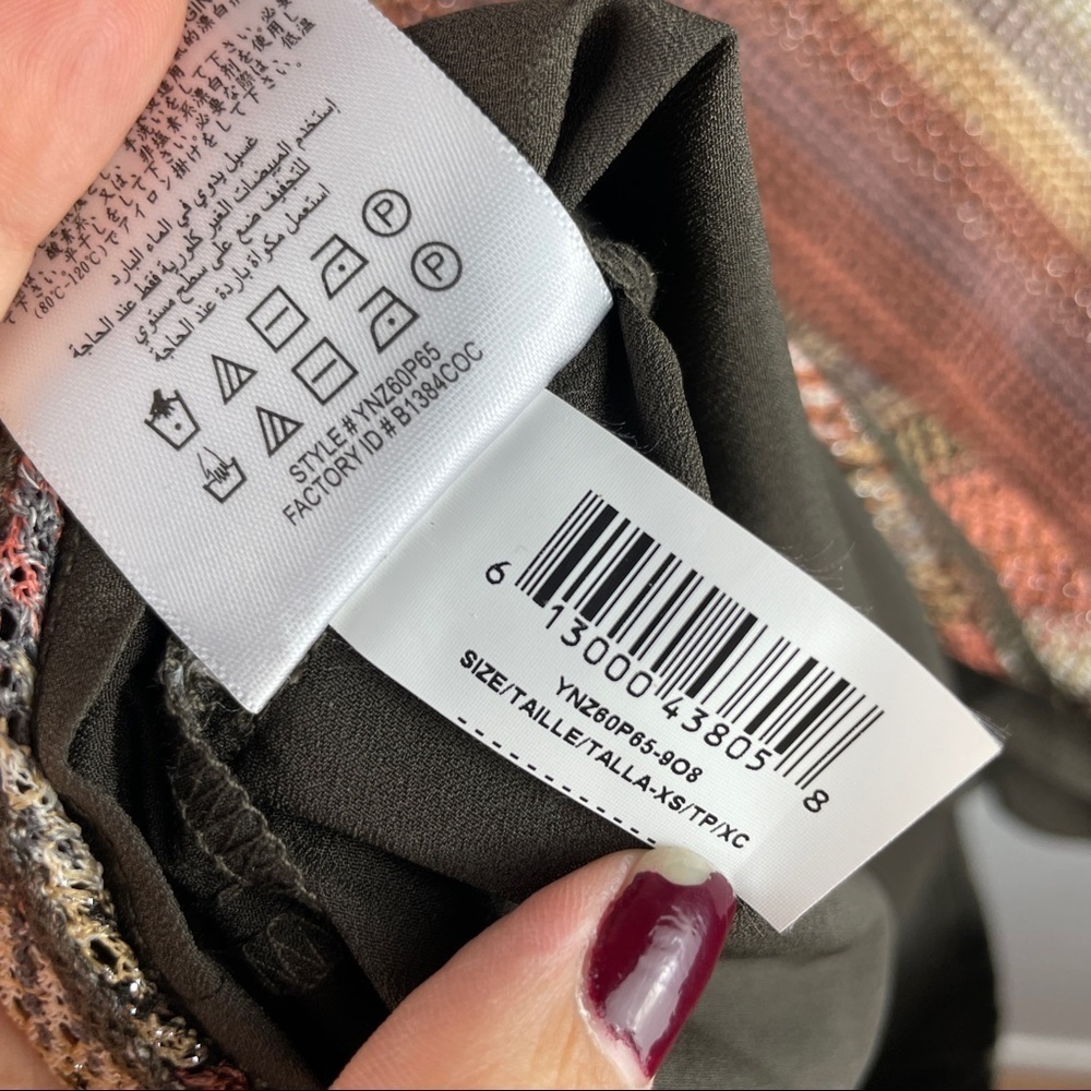 Bcbgeneration Chevron Lace Back Flutter Sleeve V-… - image 6